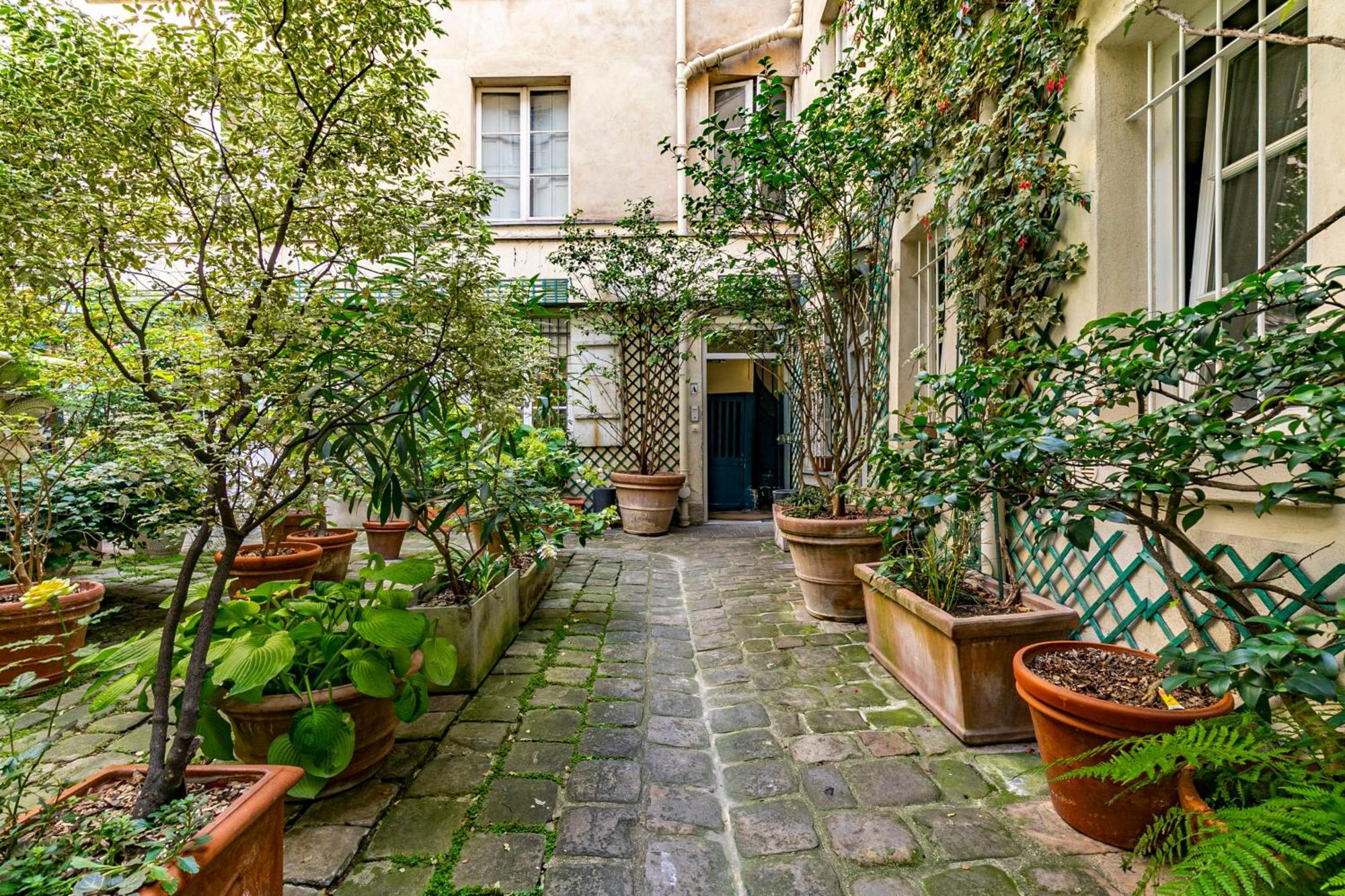 Design And Quiet Studio On Wooded Courtyard ! Párizs Kültér fotó